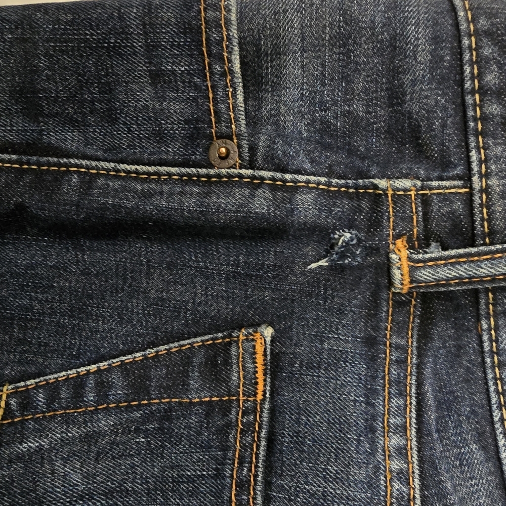 Abercrombie & Fitch Men's 36x32 Skinny Jeans. - Picture 8 of 9